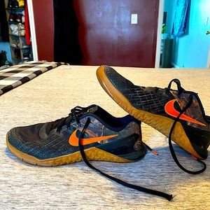 Nike metcon 3 real tree edition